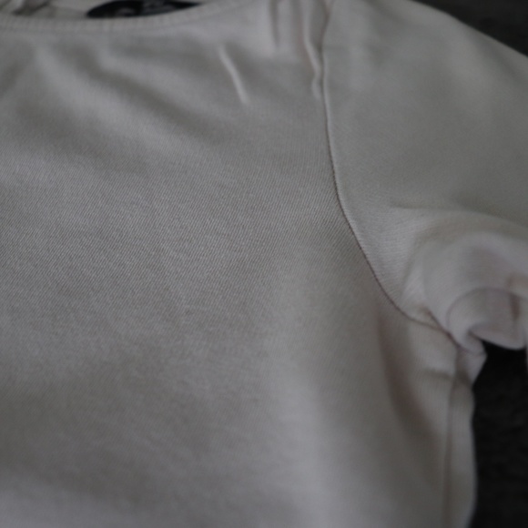 2/$25 H&M Mid Sleeve Top - Picture 5 of 8